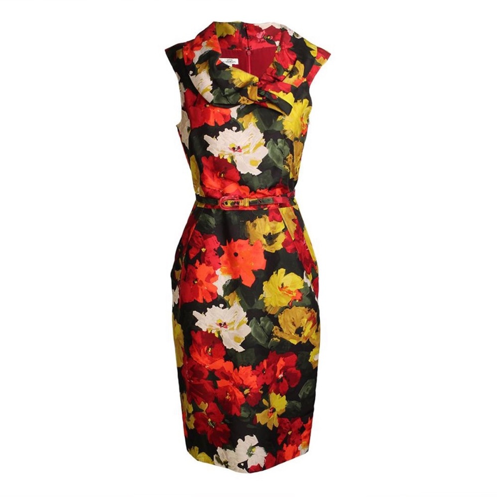 Oscar De La Renta Size 6
Floral Print Sheath Dress with pockets